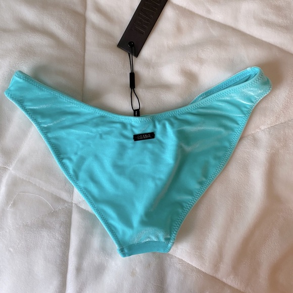 NEW WITH TAGS triangl Maci bikini - Picture 10 of 16